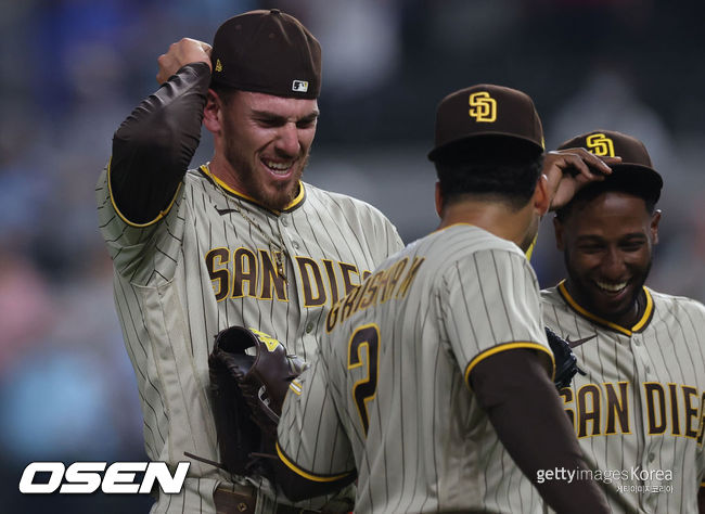 [사진] 샌디에이고의 조 머스그로브(왼쪽). ⓒGettyimages(무단전재 및 재배포 금지)