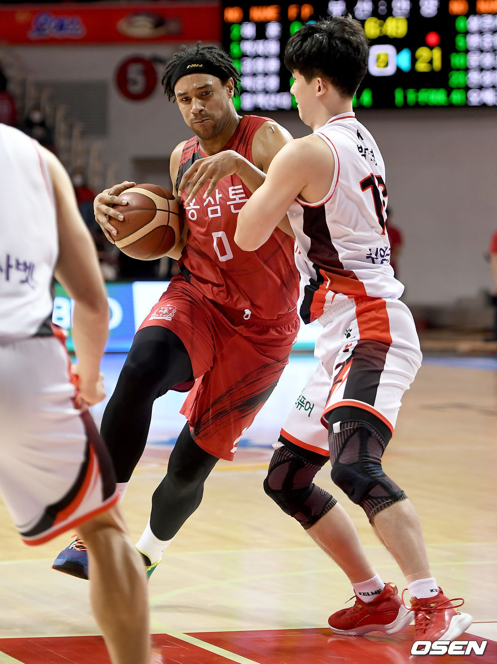 2쿼터 KGC 제라드 설린저가 돌파를 시도하고 있다. /ksl0919@osen.co.kr 