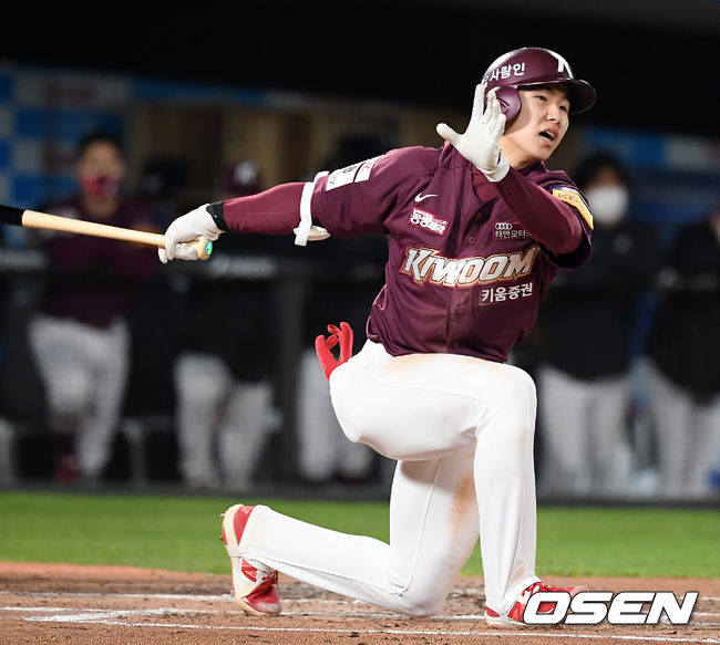 6회초 1사 주자 만루 키움 김혜성이 타석에서 헛스윙 삼진아웃을 당하고 있다./rumi@osen.co.kr