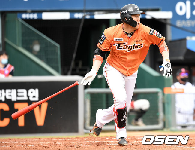 2회말 1사 2, 3루 상황 한화 하주석이 동점 1타점 내야 안타를 날리고 있다. / dreamer@osen.co.kr