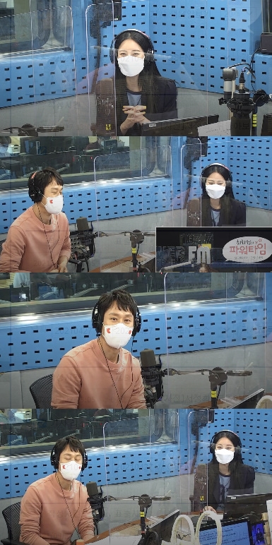 보이는 라디오 화면