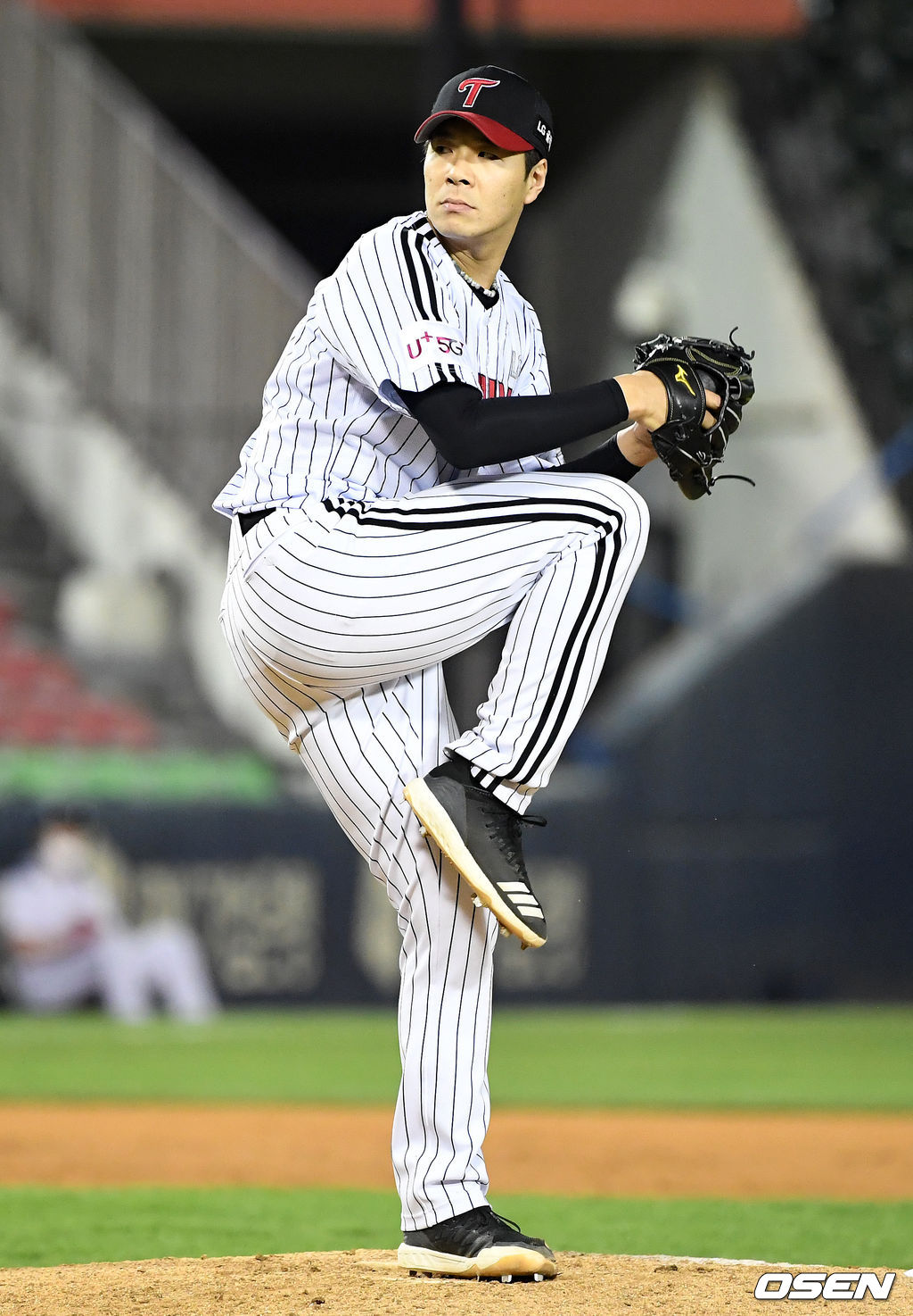 8회초 2사 만루에서 LG 김대유가 역투하고 있다. /jpnews@osen.co.kr