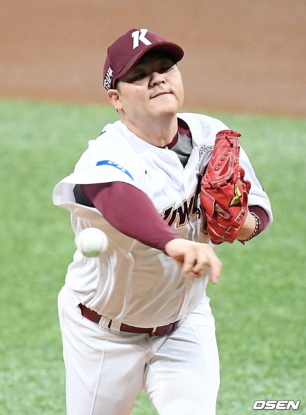 키움 선발 한현희가 힘차게 공을 뿌리고 있다. /rumi@osen.co.kr