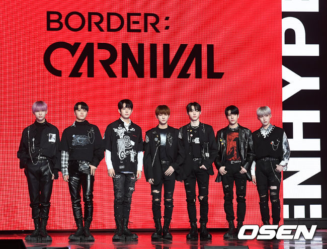 엔하이픈이 포토타임을 하고 있다. /jpnews@osen.co.kr