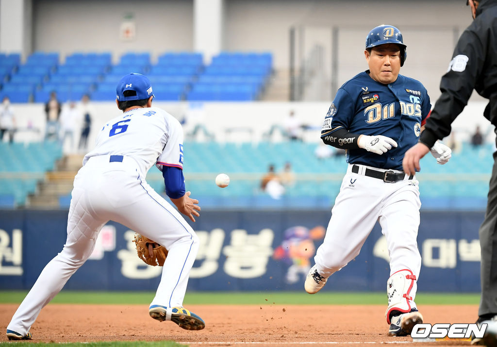 2회초 무사 NC 양의지가 3루타를 날린 뒤 3루에 세이프 되고 있다./ksl0919@osen.co.kr