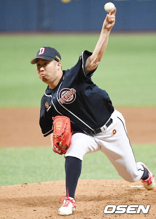두산 선발 유희관이 마운드 위에서 힘차게 공을 뿌리고 있다./rumi@osen.co.kr