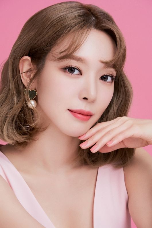 [사진] 6일 키움-KT전 시구자 가수 초아. / 키움 히어로즈 제공