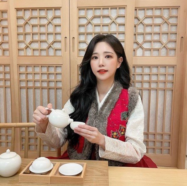 IHQ 제공