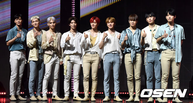 SF9가 포토타임을 하고 있다. / dreamer@osen.co.kr
