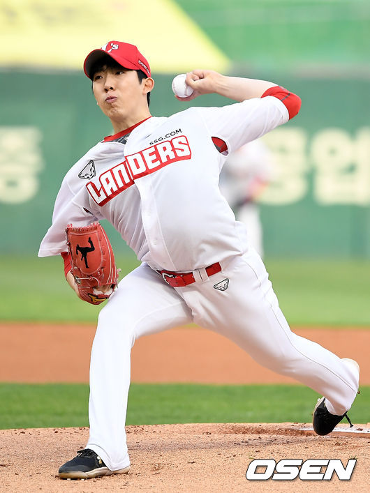 1회초 SSG 오원석이 역투하고 있다./youngrae@osen.co.kr 