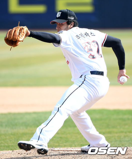 210323 KT 쿠에바스./ksl0919@osen.co.kr