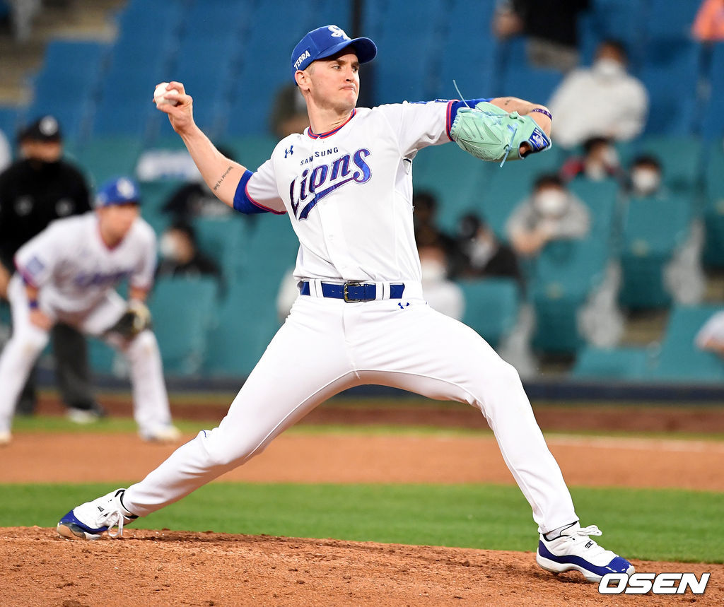 삼성 선발 뷰캐넌이 힘차게 공을 뿌리고 있다. / dreamer@osen.co.kr