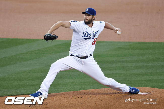 [사진] 다저스 커쇼는 20일(한국시간) 6이닝 2실점으로 잘 던졌으나 승수 사냥에 실패했다. ⓒGettyimages(무단전재 및 재배포 금지)