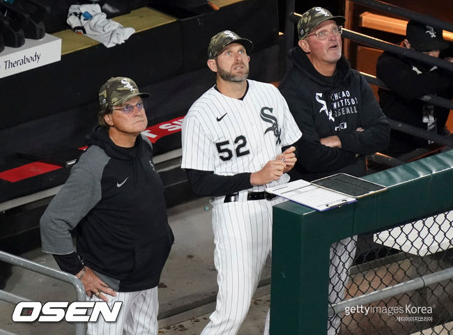 [사진] 210515 토니 라루사 감독(왼쪽) ⓒGettyimages(무단전재 및 재배포 금지)