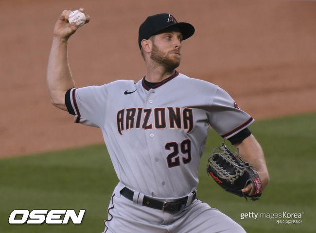 [사진] 21일(한국시간) 역투하는 애리조나 다이아몬드백스 메릴 켈리. ⓒGettyimages(무단전재 및 재배포 금지)