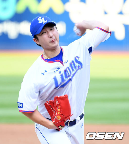 1회초 무사에서 삼성 선발 최채흥이 역투하고 있다. /sunday@osen.co.kr