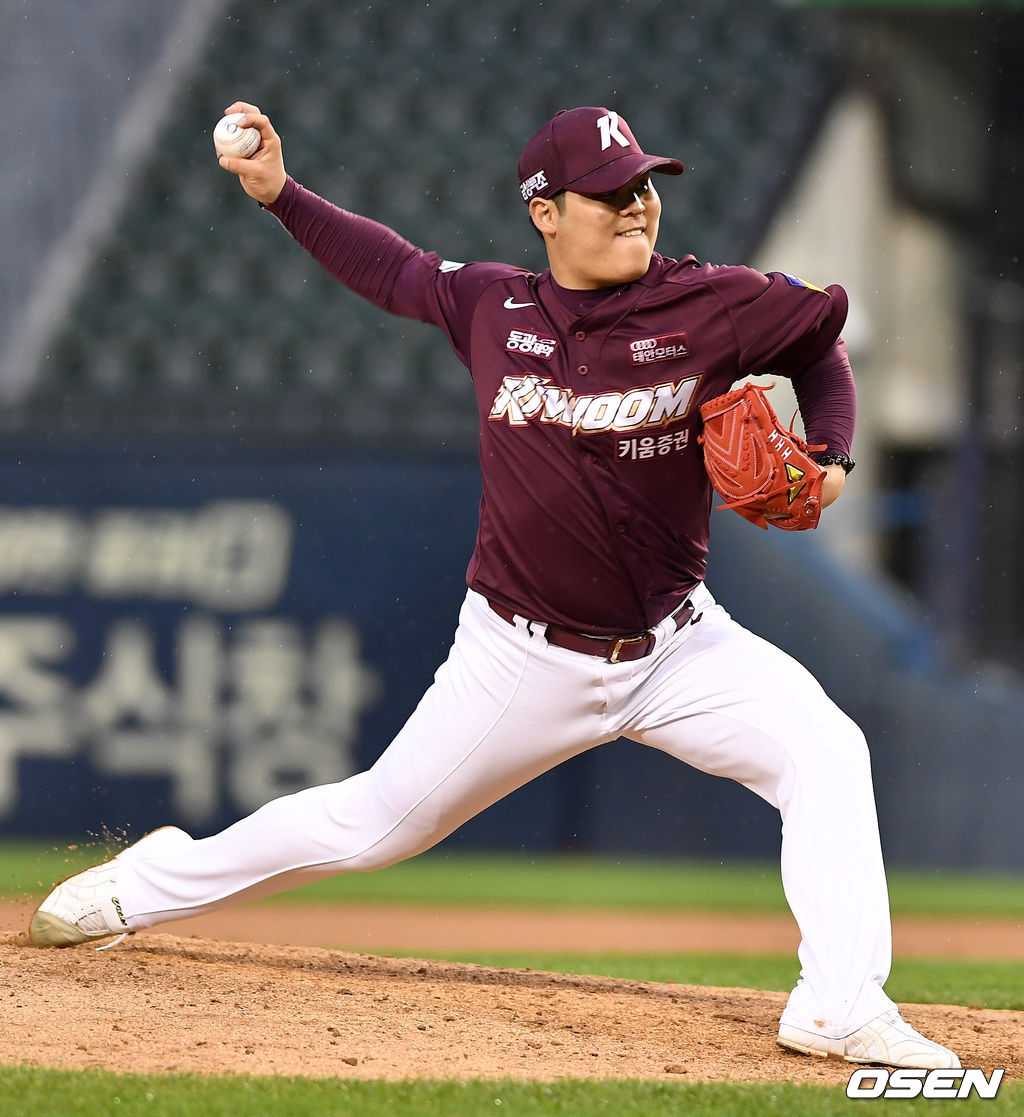 6회말 키움 선발 한현희가 힘차게 공을 뿌리고 있다. 2021.05.29 / dreamer@osen.co.kr
