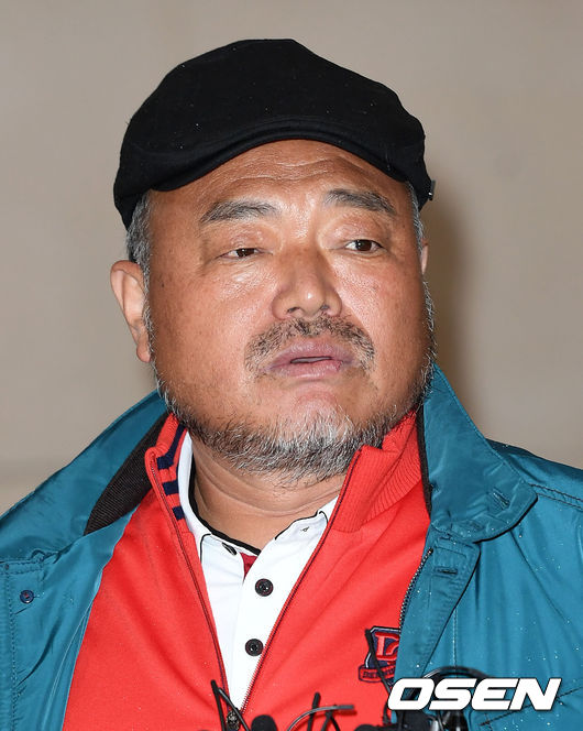 가수 김흥국이 인터뷰를 하고 있다./sunday@osen.co.kr 