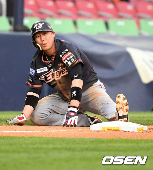 6회초 1사 1,2루에서 한화 하주석이 3루 도루에 실패하며 아쉬워하고 있다.  /jpnews@osen.co.kr