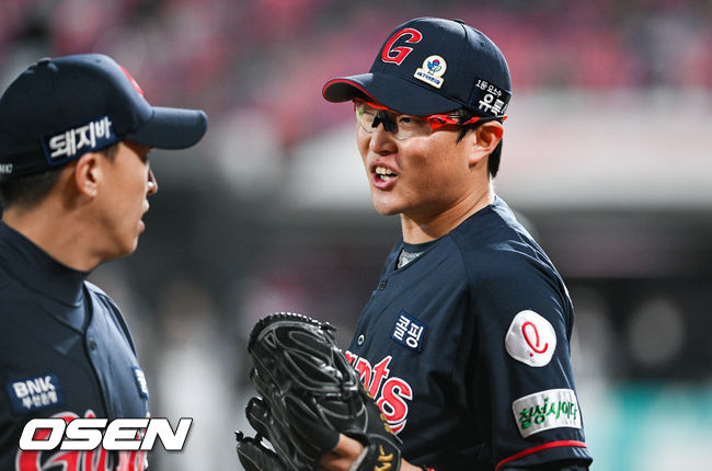 7회말 이닝종료 후 롯데 선발투수 박세웅이 미소 짓고 있다. 21.06.04 / soul1014@osen.co.kr