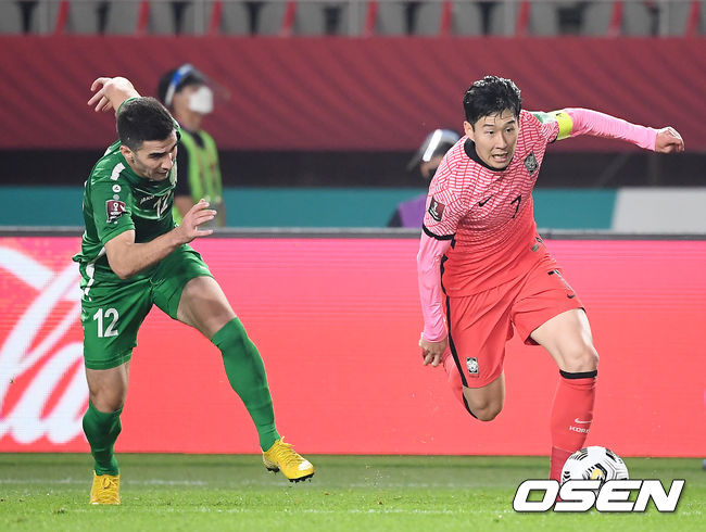 5일 오후 고양종합운동장에서 2022 국제축구연맹(FIFA) 카타르월드컵 아시아지역 2차예선 H조 조별리그 대한민국과 투르크메니스탄의 경기가 열렸다. /youngrae@osen.co.kr
