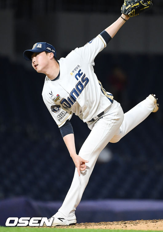 7회초 마운드에 오른 NC 문경찬이 힘차게 공을 뿌리고 있다. 2021.06.04 /rumi@osen.co.kr
