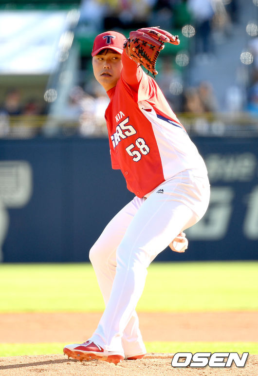 KIA 선발 차명진이 힘차게 공을 뿌리고 있다. /dreamer@osen.co.kr