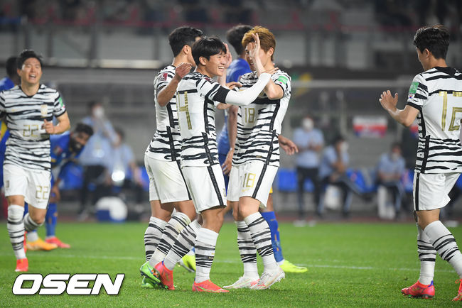 9일 오후 경기 고양시 고양종합운동장에서 2020 FIFA 월드컵 아시아 지역 2차 예선 대한민국과 스리랑카의 경기가 진행됐다.후반 정상빈이 추가골을 넣고 미소 짓고 있다. 21.06.09 / soul1014@osen.co.kr