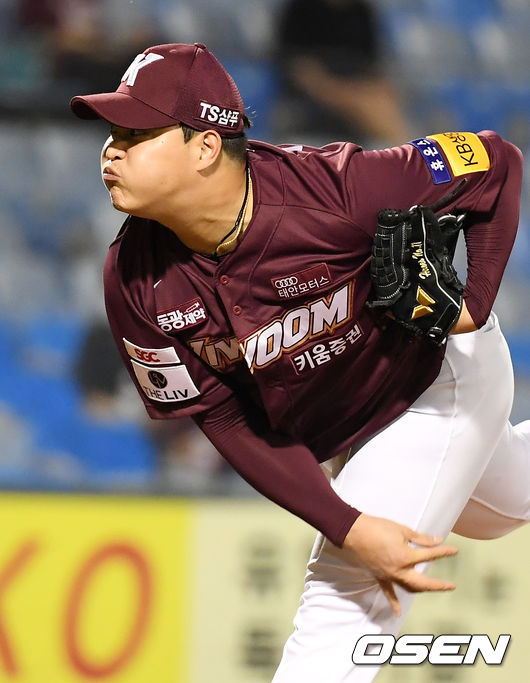 9회말 마운드에 오른 키운 조상우가 힘차게 공을 던지고 있다. 2021.06.09 /cej@osen.co.kr