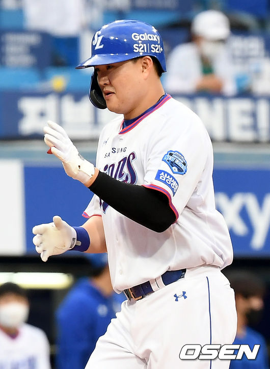 29일 오후 대구 삼성라이온즈파크에서 ‘2021 신한은행 SOL KBO리그’ 삼성 라이온즈와 두산 베어스의 경기가 열렸다.5회말 2사 삼성 오재일이 솔로 홈런을 날린 뒤 기뻐하고 있다. 21.05.29 /ksl0919@osen.co.kr