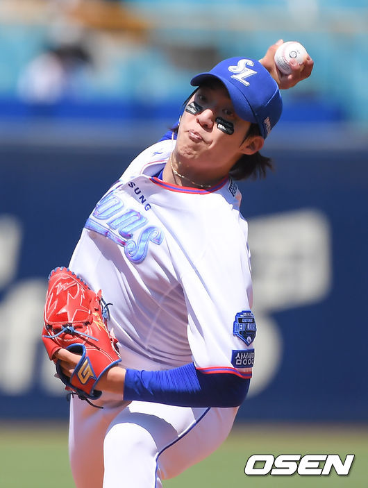 1회초 삼성 선발투수 원태인이 역투하고 있다. / soul1014@osen.co.kr