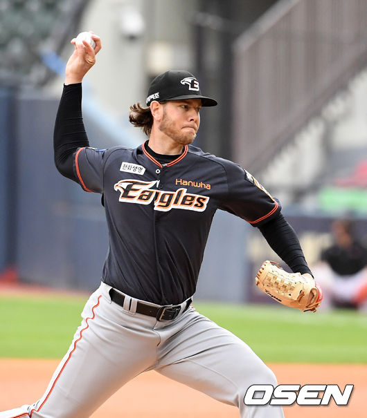 1회말 한화 킹험이 역투하고 있다.  /jpnews@osen.co.kr