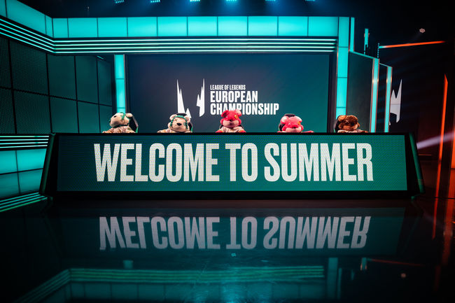 라이엇 게임즈 플리커.