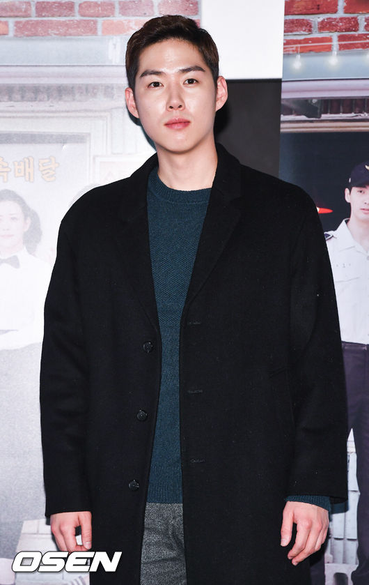 28일 오후 서울 건대입구 롯데시네마에서 진행된 영화 '스타박'스 다방' 언론시사회에서 배우 백성현이 포즈를 취하고 있다. / soul1014@osen.co.kr