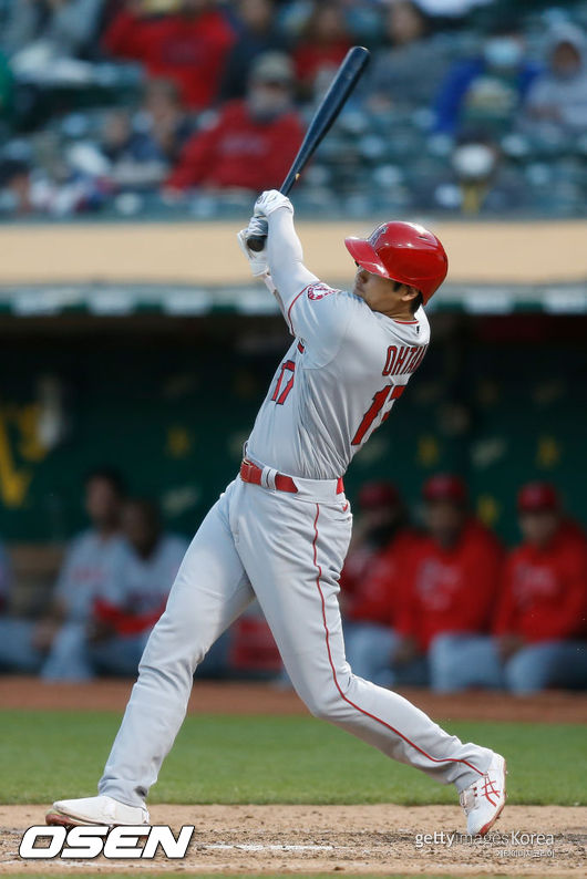 [사진] 에인절스 오타니는 16일(한국시간) 오클랜드전에서 시즌 18호 홈런을 쳤다. ⓒGettyimages(무단전재 및 재배포 금지)
