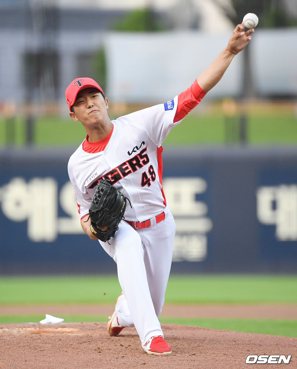 1회초 KIA 선발투수 이의리가 역투하고 있다.  21.06.16 / soul1014@osen.co.kr