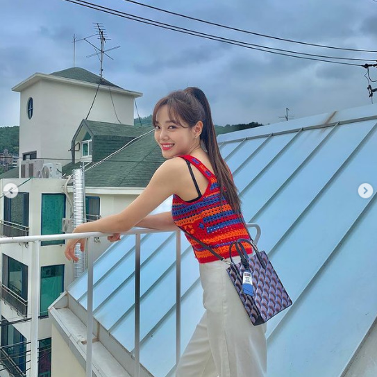 김세정 SNS