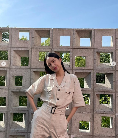 손나은 SNS