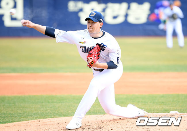 2일 창원NC파크에서 NC 다이노스와 LG 트윈스의 연습경기가 열렸다. NC 선발 송명기가 공을 뿌리고 있다. /cej@osen.co.kr