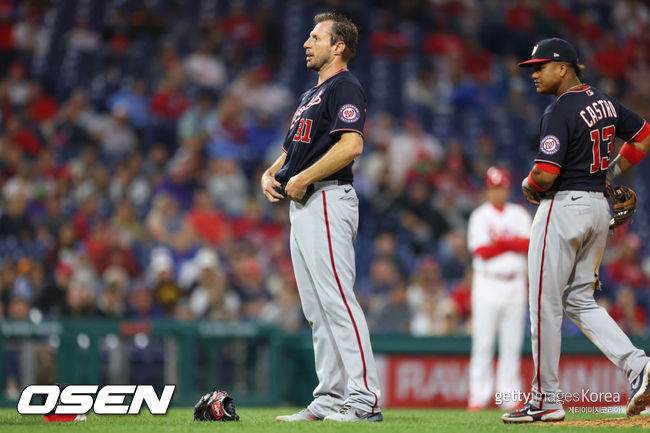 [사진] 유니폼 벨트를 풀며 억울함을 호소하는 맥스 슈어저 2021.06.23 ⓒGettyimages(무단전재 및 재배포 금지)