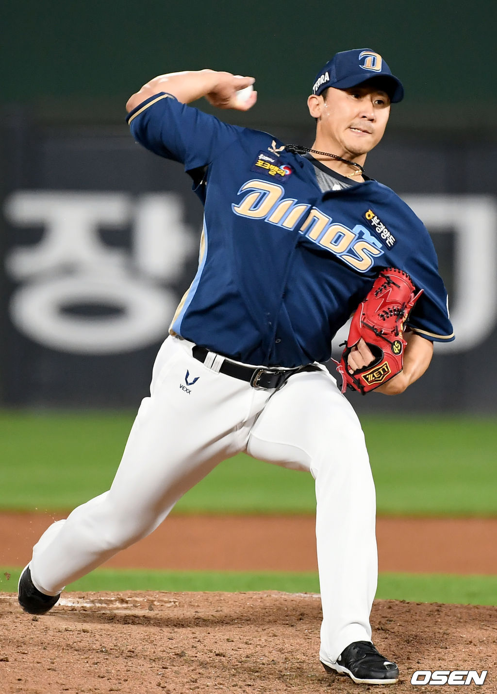 8회말 NC 이용찬이 마운드에 올라 힘차게 공을 뿌리고 있다. 2021.06.24 /ksl0919@osen.co.kr