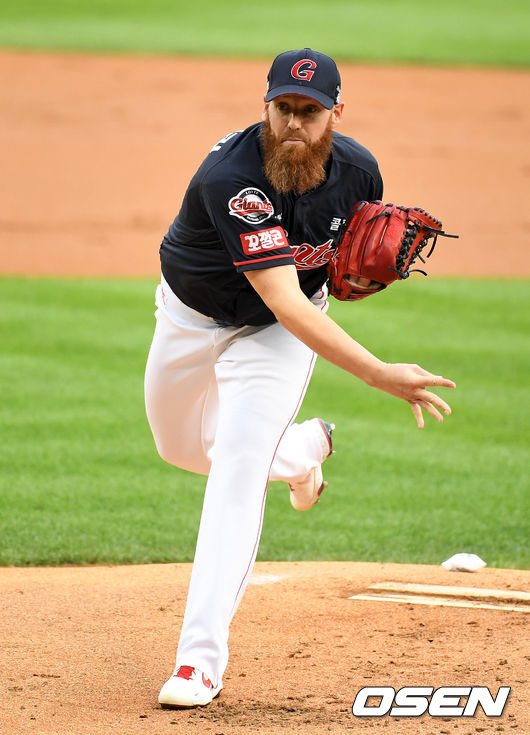 1회말 롯데 스트레일리가 역투하고 있다. 2021.06.23 /jpnews@osen.co.kr