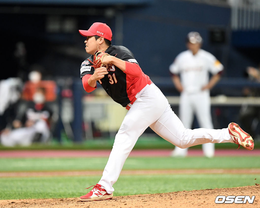 8회말 무사에서 KIA 박준표가 역투하고 있다. 2021.06.25 /sunday@osen.co.kr