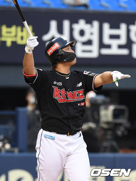 KT 강백호가 홈런을 치고 있다. 2021.06.02/youngrae@osen.co.kr