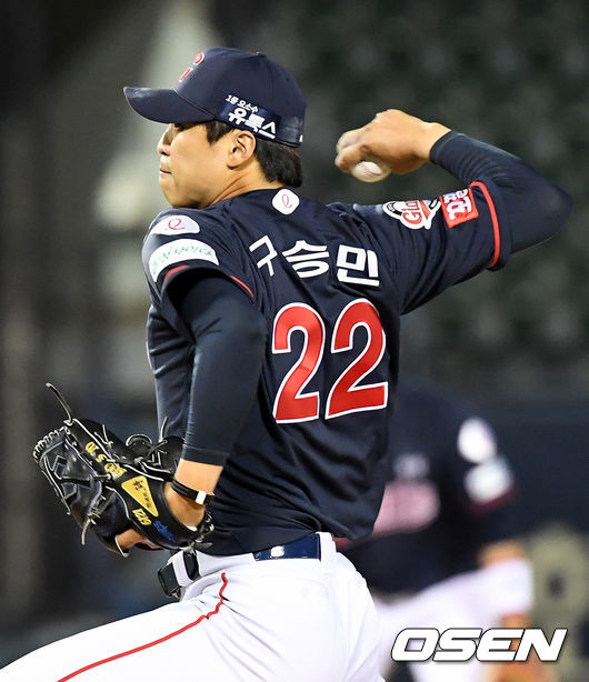 8회말 롯데 구승민이 역투하고 있다. 2021.06.25 /jpnews@osen.co.kr