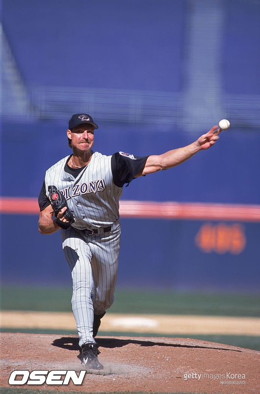 [사진] 랜디 존슨 2001.09.03 ⓒGettyimages(무단전재 및 재배포 금지)