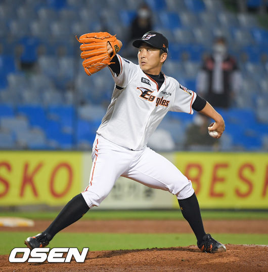 한화 마무리 투수 정우람이 역투하고 있다. 21.06.15 / soul1014@osen.co.kr
