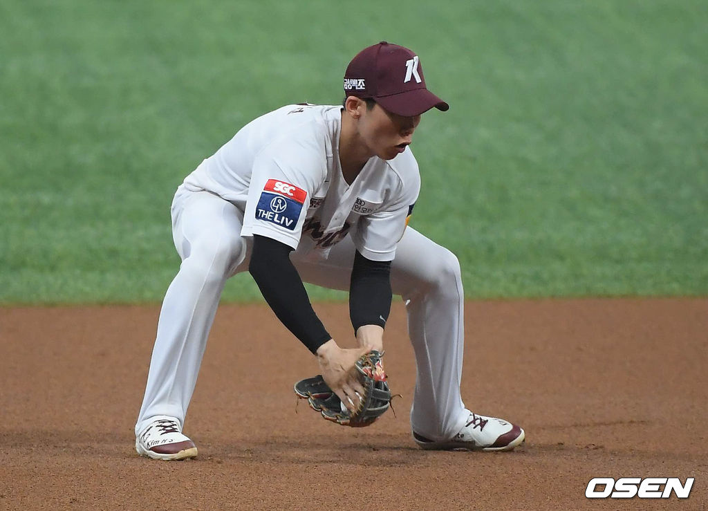 1회초 1사 1루 롯데 전준우의 내야땅볼 김혜성 유격수가 포구하고 있다. 21.06.30 / soul1014@osen.co.kr