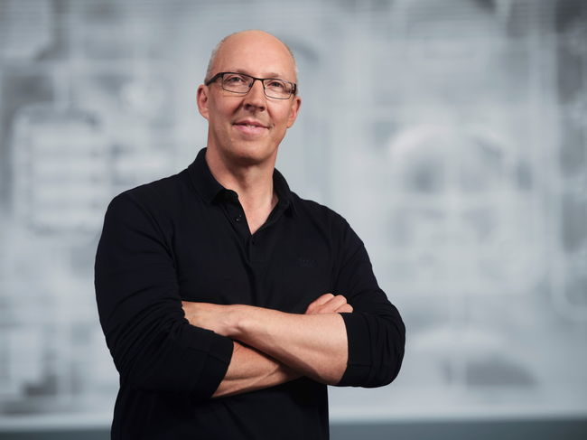 볼보자동차 디자인 총괄, 로빈 페이지. 