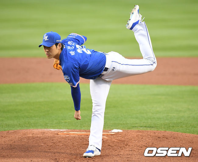 6일 오후 대전 한화생명이글스파크에서 '2021 신한은행 SOL KBO리그' 한화 이글스와 삼성 라이온즈의 경기가 열렸다.1회말 삼성 백정현이 역투하고 있다. /youngrae@osen.co.kr